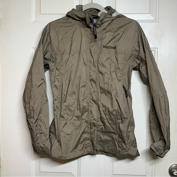 Marmot Precip Eco Rain Jacket Brown Windbreaker Hiking Outdoor NanoPro Sz Small - Picture 1 of 5